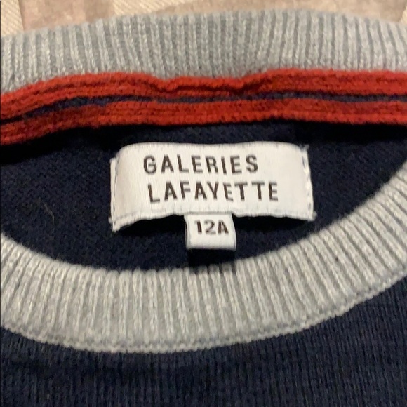 Sweater - Picture 2 of 4